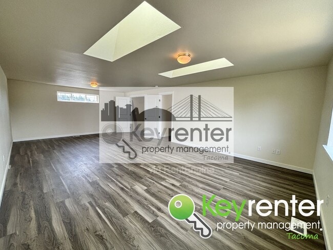 Building Photo - 8505 202nd St Ct E