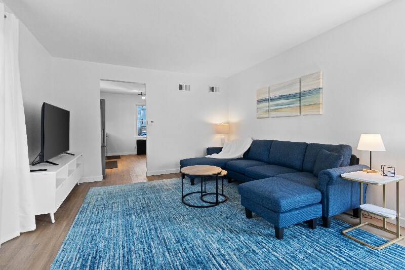 Building Photo - 914 Quincy St