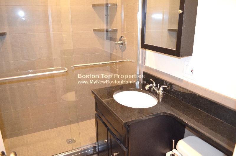 Building Photo - 537 Columbus Ave