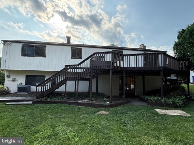 Building Photo - 2829 Southview Rd