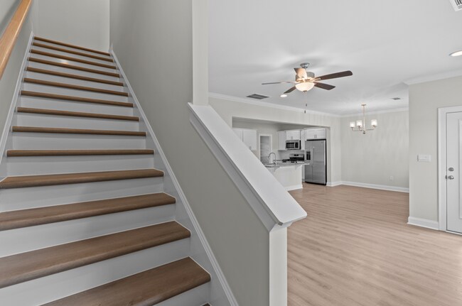 Building Photo - 214 Clifton Dr