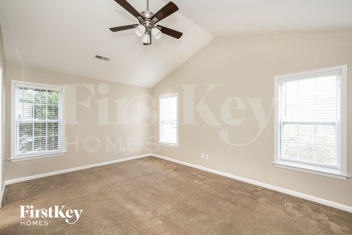 Building Photo - 3923 Heather View Ln