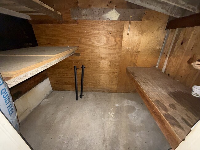 Building Photo - 223 Wiegel Dr