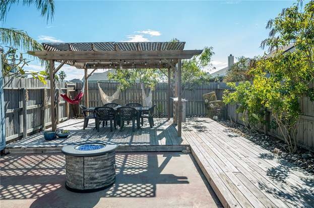Building Photo - 13809 Suntan Ave