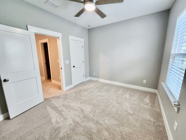 Building Photo - Like new in Midtown - 3 bedrooms plus additional flex spaces - Nexton