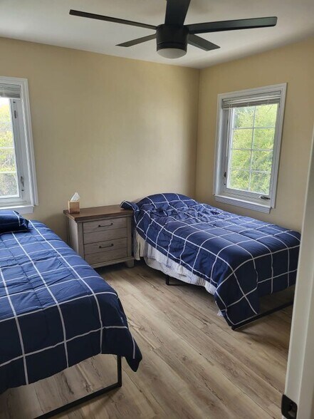 Building Photo - 3765 Elliott St