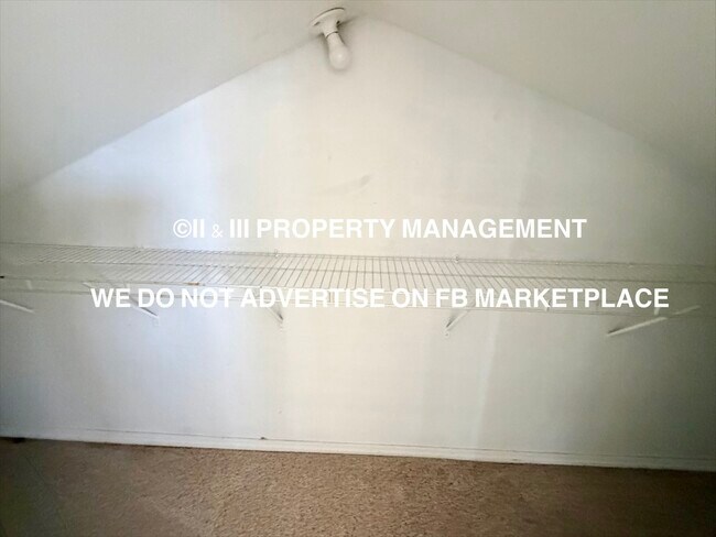 Building Photo - 3032 Elmwood Ave