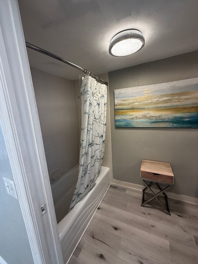 Building Photo - Ocean FRONT Studio! Amazing and must see! DEPOSIT-FREE Renting option thru OBLIGO! Deposit Altern...