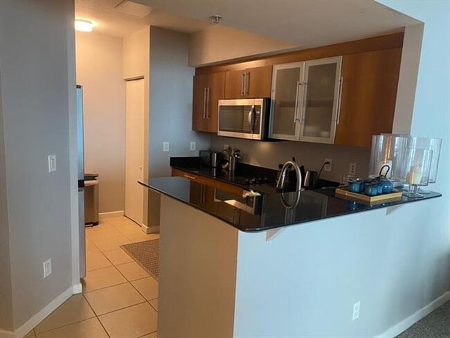 Building Photo - 325 S Biscayne Blvd