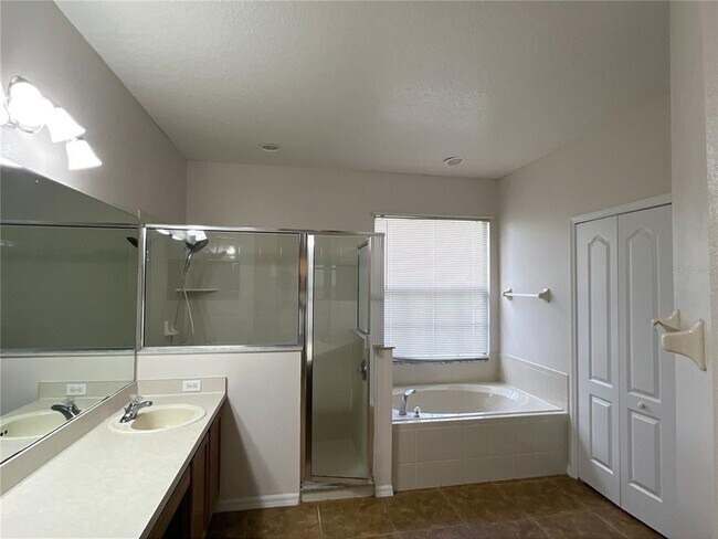 Building Photo - 19161 Timber Pine Ln