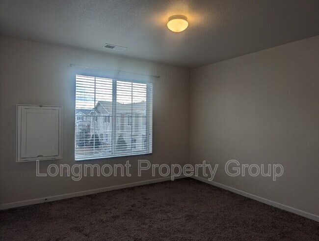 Building Photo - 1518 Sepia Ave