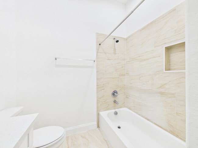 Building Photo - 4619 Stassen St