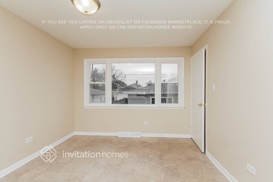 Building Photo - 3832 East Ave