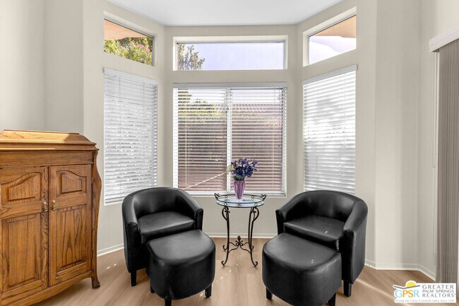 Building Photo - 37468 Westridge Ave