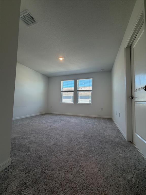 Building Photo - 2914 Canary Ave