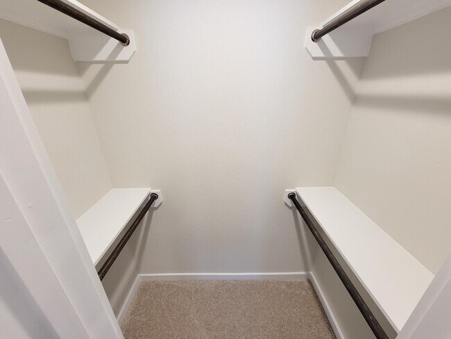 Building Photo - 23622 Iris Field Ct