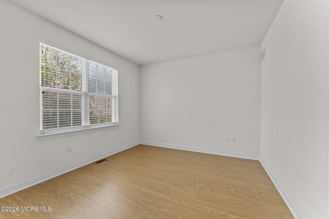 Building Photo - 8 Connor Dr