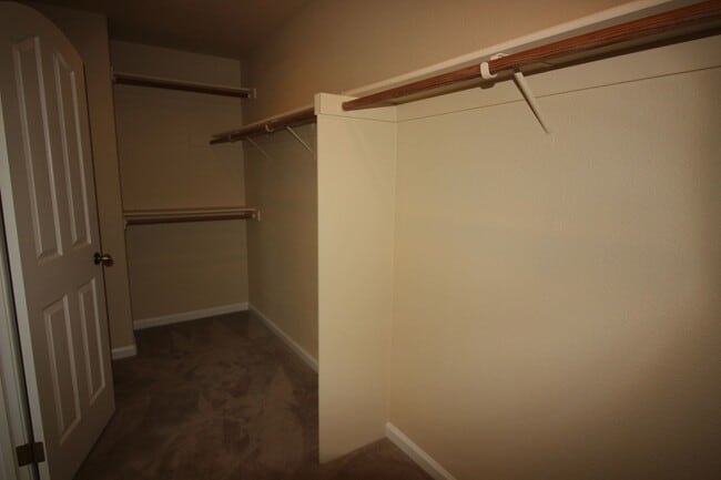 Building Photo - Spacious Home in SW Santa Rosa