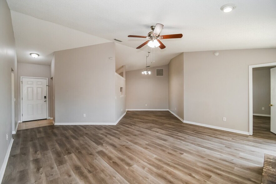 Building Photo - 7748 Collins Ridge Blvd