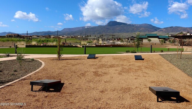 Park Cornhole - 797 Flat Iron Rd