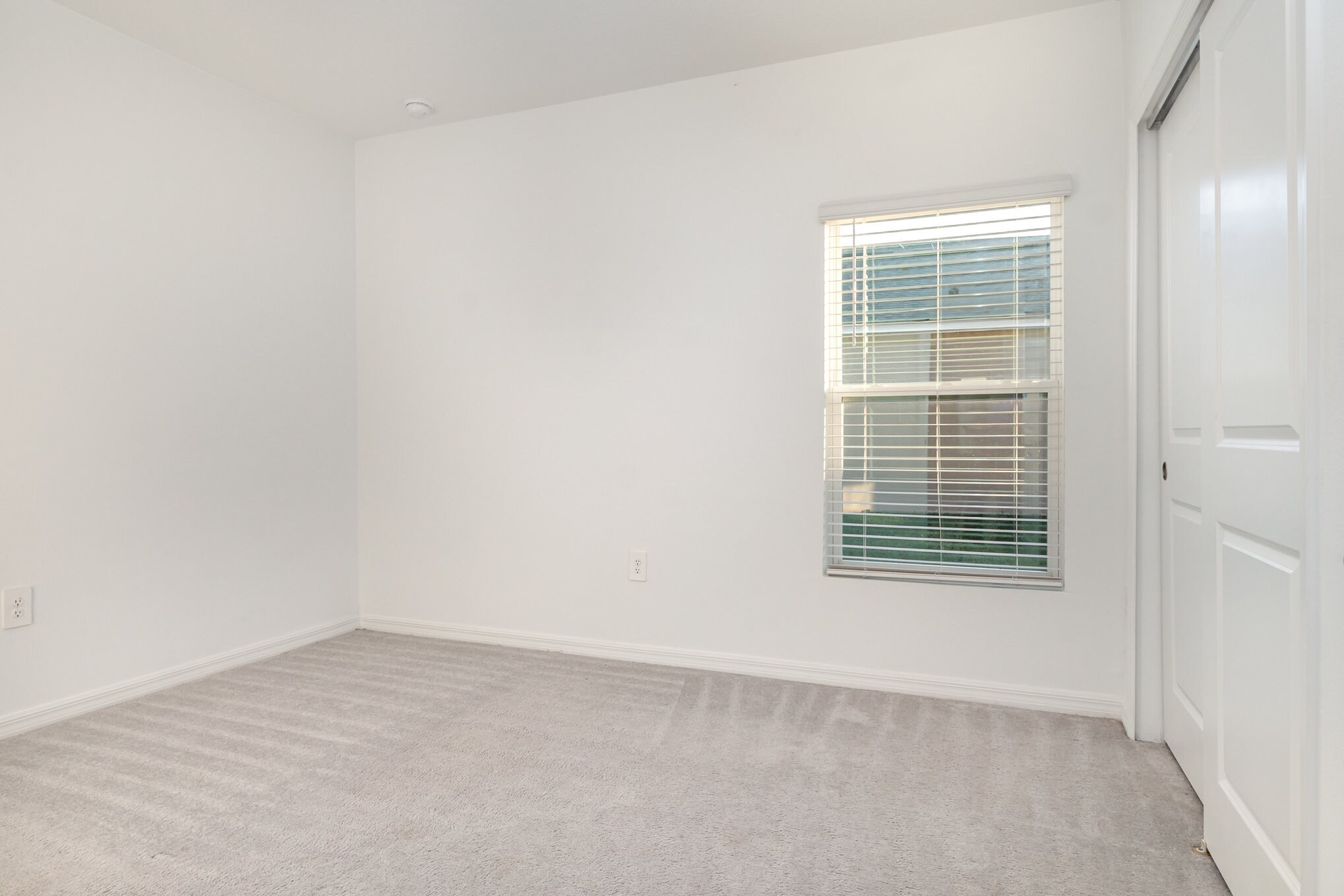 Building Photo - 176 Citrine Loop