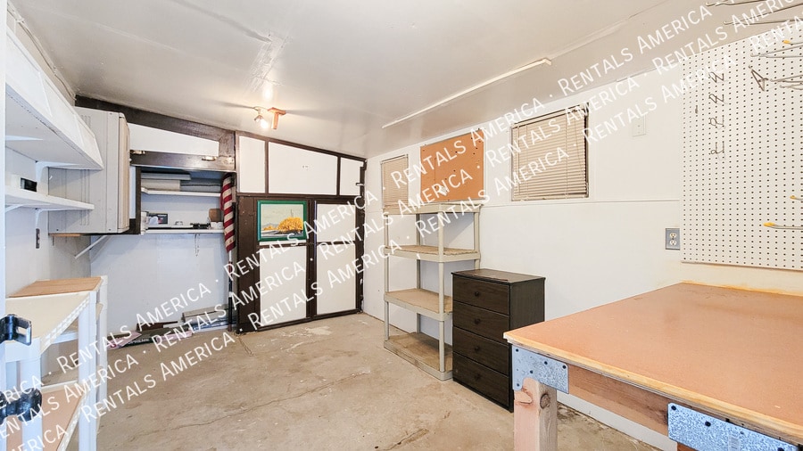 Building Photo - 11633 N Desert Hills Dr W