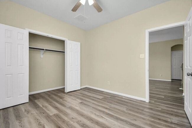 Building Photo - 6315 Bain Dr