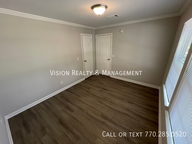 Building Photo - 1040 Thomasville Estates Dr SE