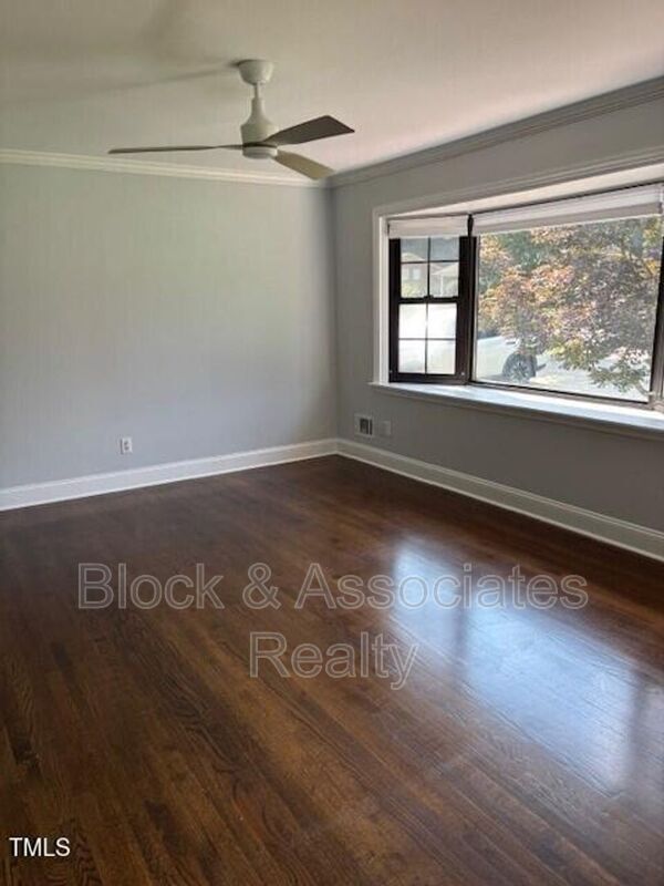 Building Photo - 710 Wakeland Dr