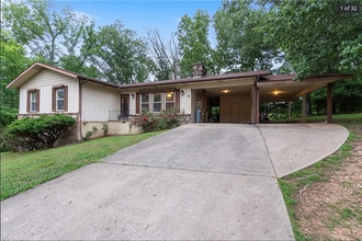 Building Photo - 81 Overton Dr