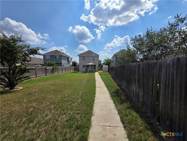 Building Photo - 130 Frasier Dr