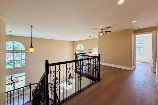 Building Photo - 11894 Fox Hill Cir