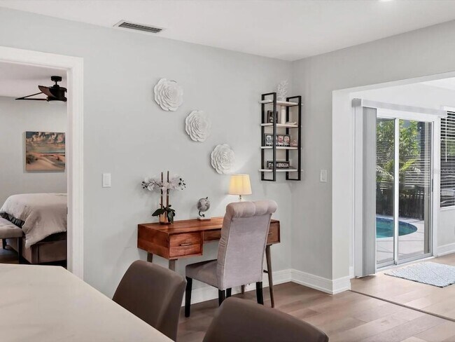 Building Photo - 2428 Whippoorwill Cir