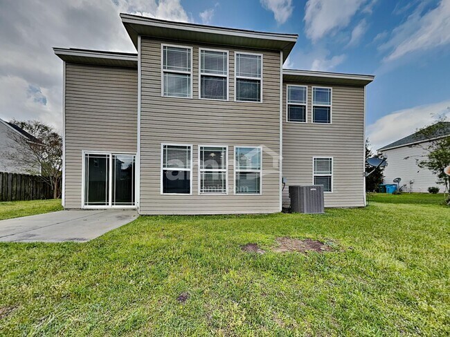 Building Photo - 516 Windsong Dr