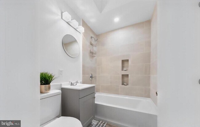 Building Photo - 8332 Forrest Ave