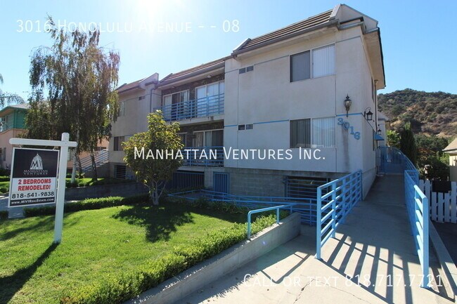 Building Photo - 3016 Honolulu Ave