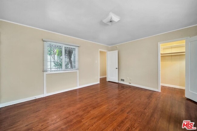 Building Photo - 359 S Highland Ave
