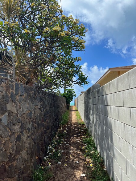 1 minute walk to beach - 91-525 Hapalua St