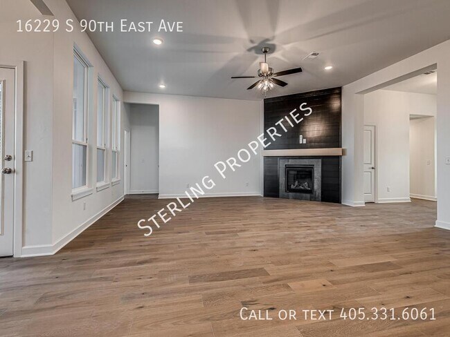 Building Photo - 16229 S 90th E Ave