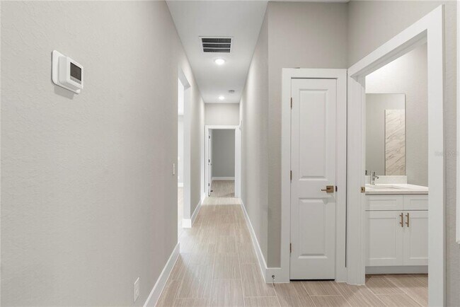 Building Photo - 1774 Karluk St