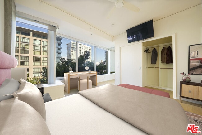 Building Photo - 1155 S Grand Ave