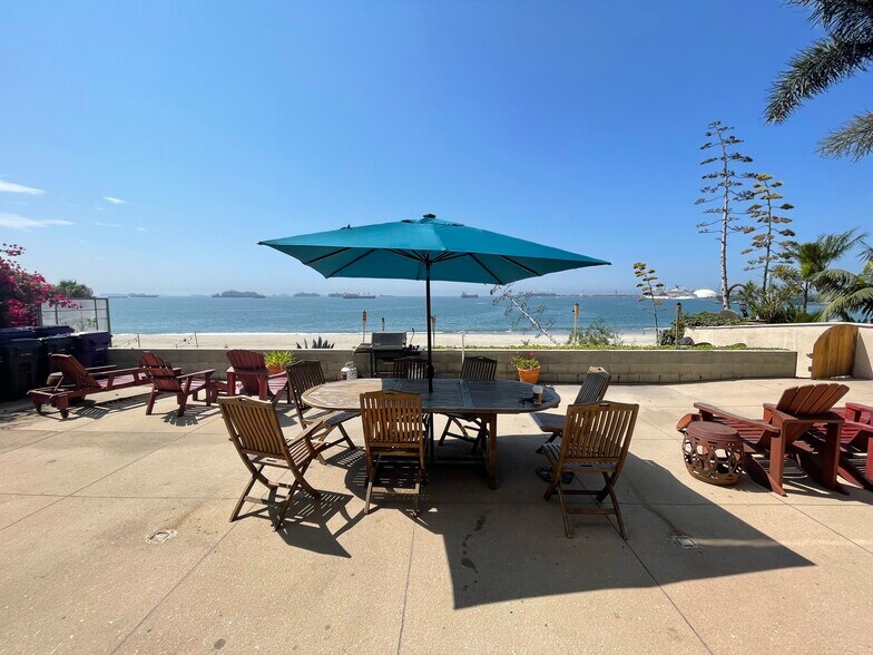 Building Photo - 1616 E Ocean Blvd