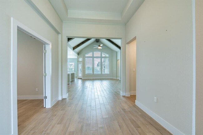 Building Photo - 1012 Heartleaf Dr