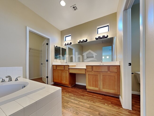 Building Photo - 3932 Yang Ct