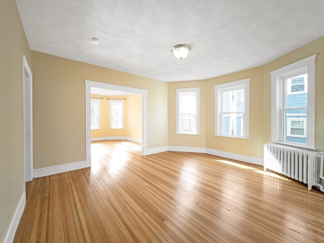 Building Photo - 24 Montvale St