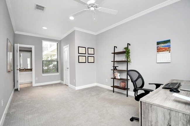 Building Photo - 5443 Kansas St
