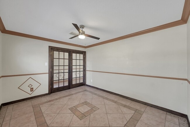 Building Photo - 10130 Woodico Dr