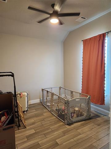 Building Photo - 1000 Nogalito Ave