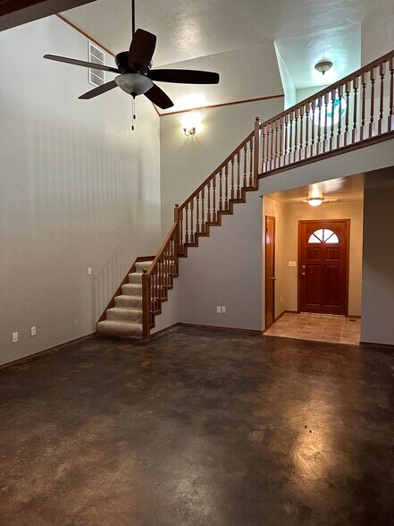 Building Photo - 17600 Durbin Park Rd