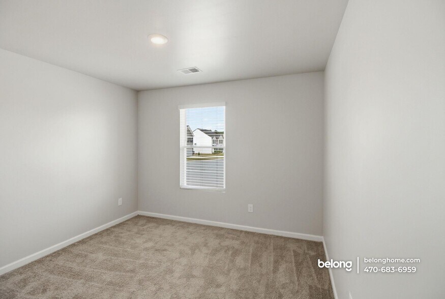 Building Photo - 163 Goodall Woods Dr